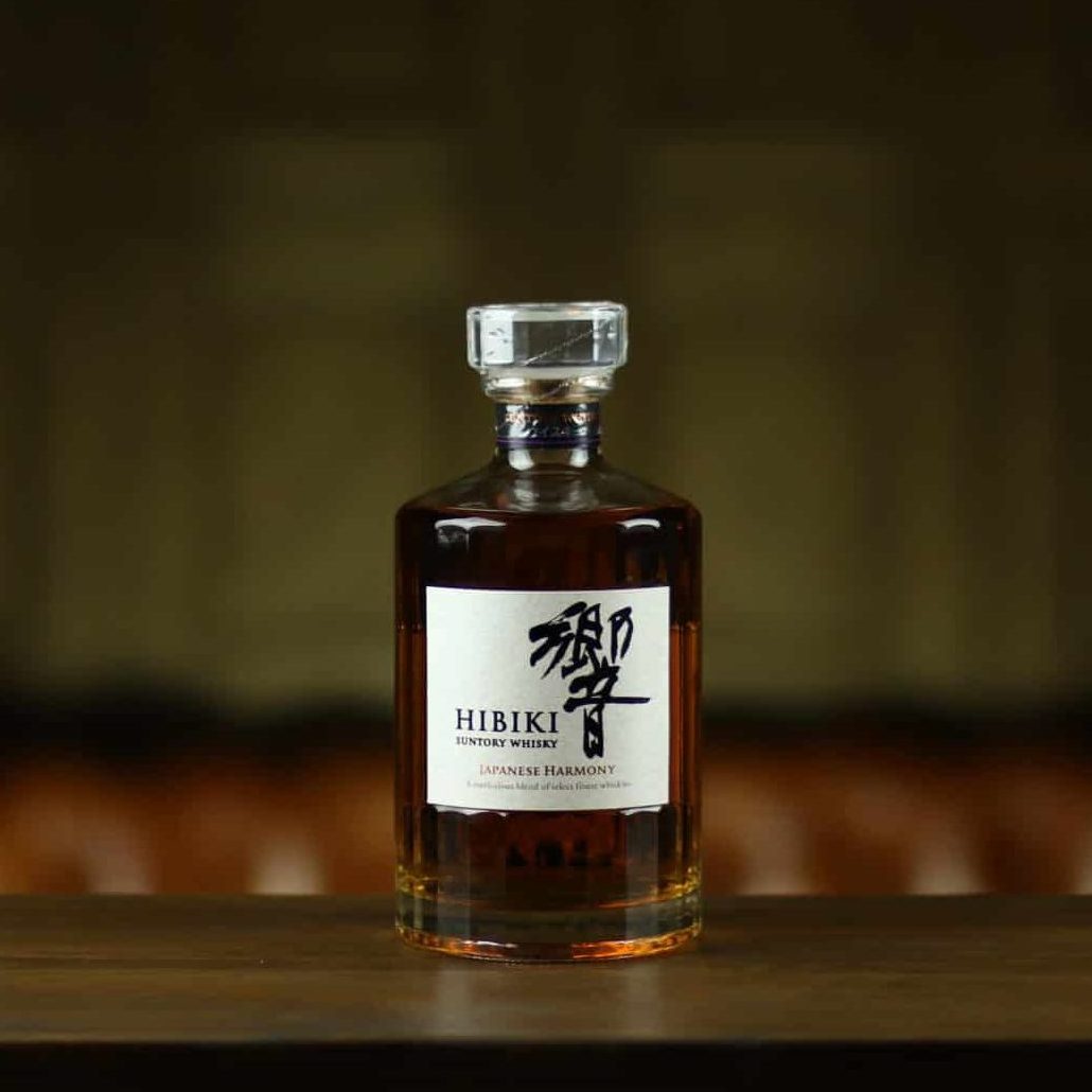 what is Japanese Whisky? Hibiki Harmony on a bartop